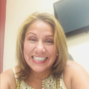 Meet your Posher, Gabriela